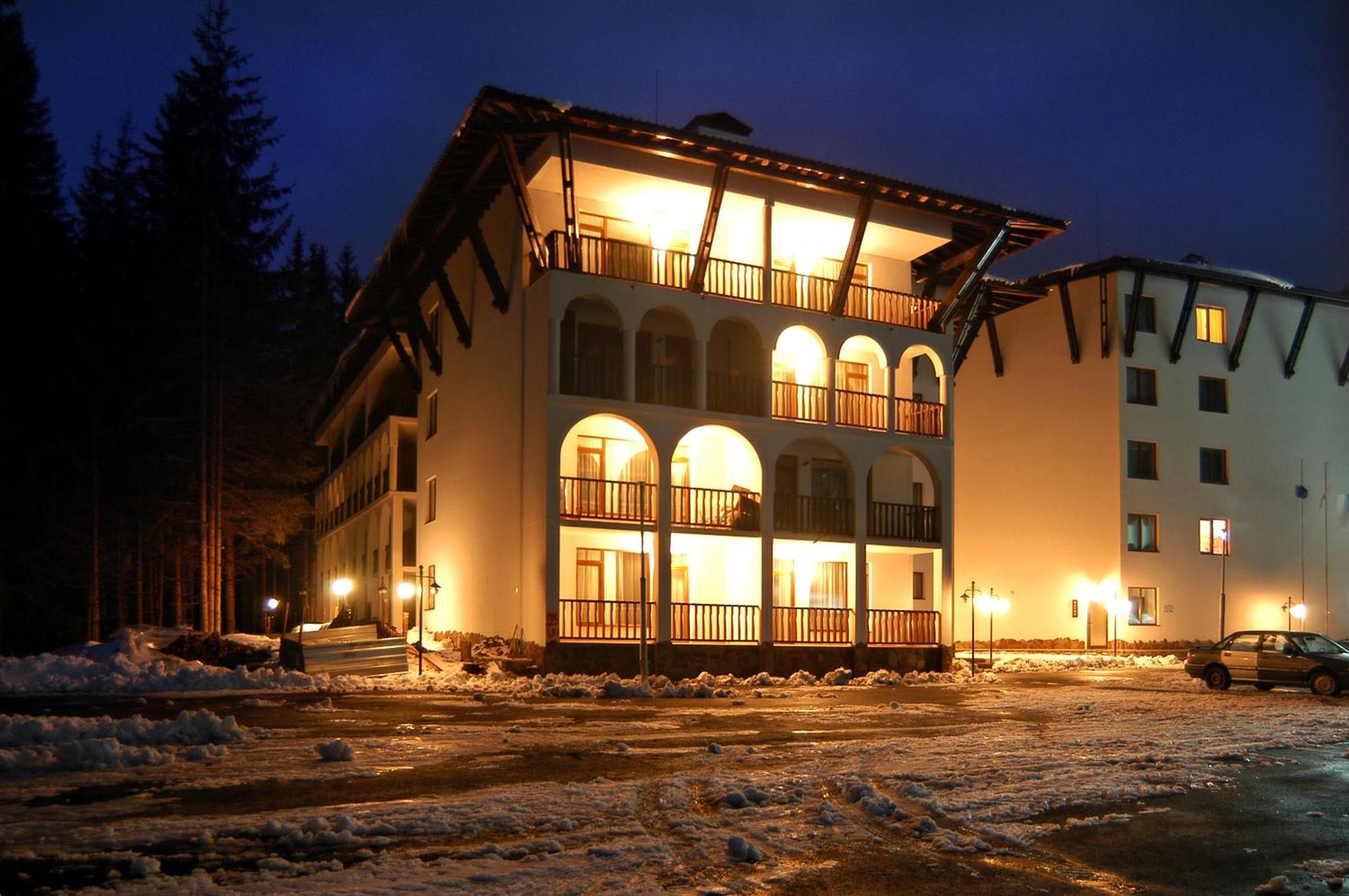 Monastery 2 Aparthotel Pamporovo Exterior photo